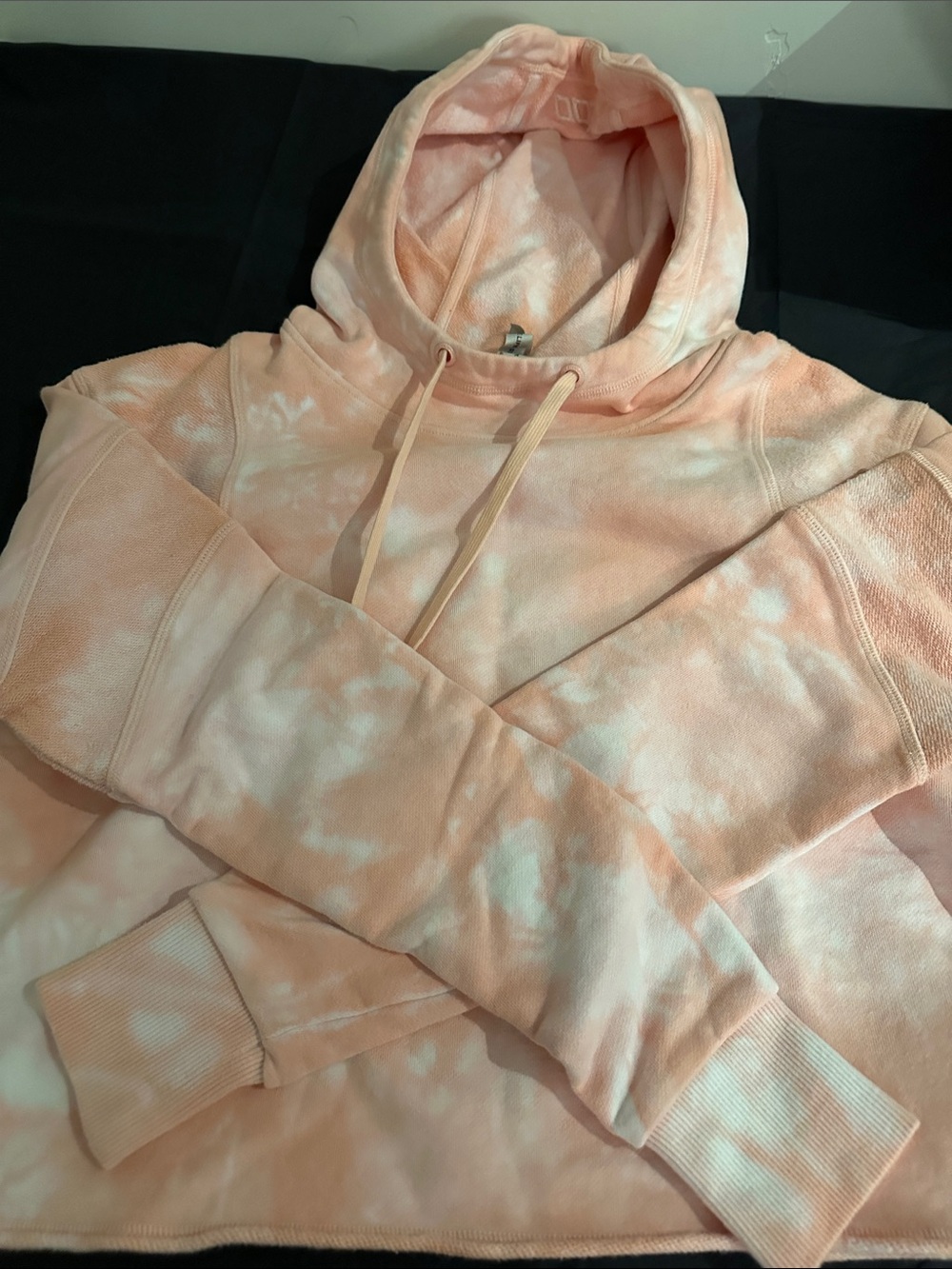 Lorna Jane Peach & White Tie-Dye Pullover Hoodie